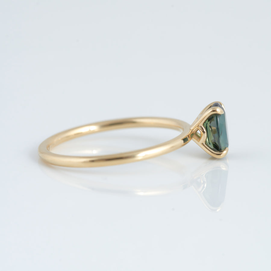 Starlight Ring - 1ct Oval Sapphire - Raelyn Rose Jewellery
