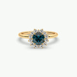 V595 - Halo Ring Of Round Brilliant Stones