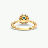 V595 - Halo Ring Of Round Brilliant Stones