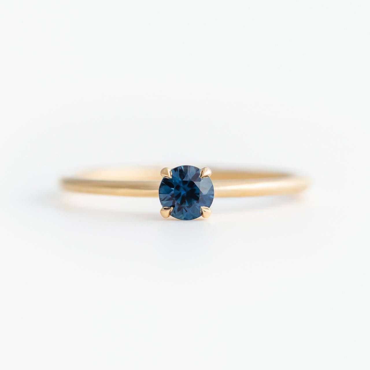 Starlight Ring - 4mm Sapphire - Rings - Raelyn Rose Jewellery