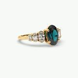 V741 - Tapered Ring Of Oval Stones